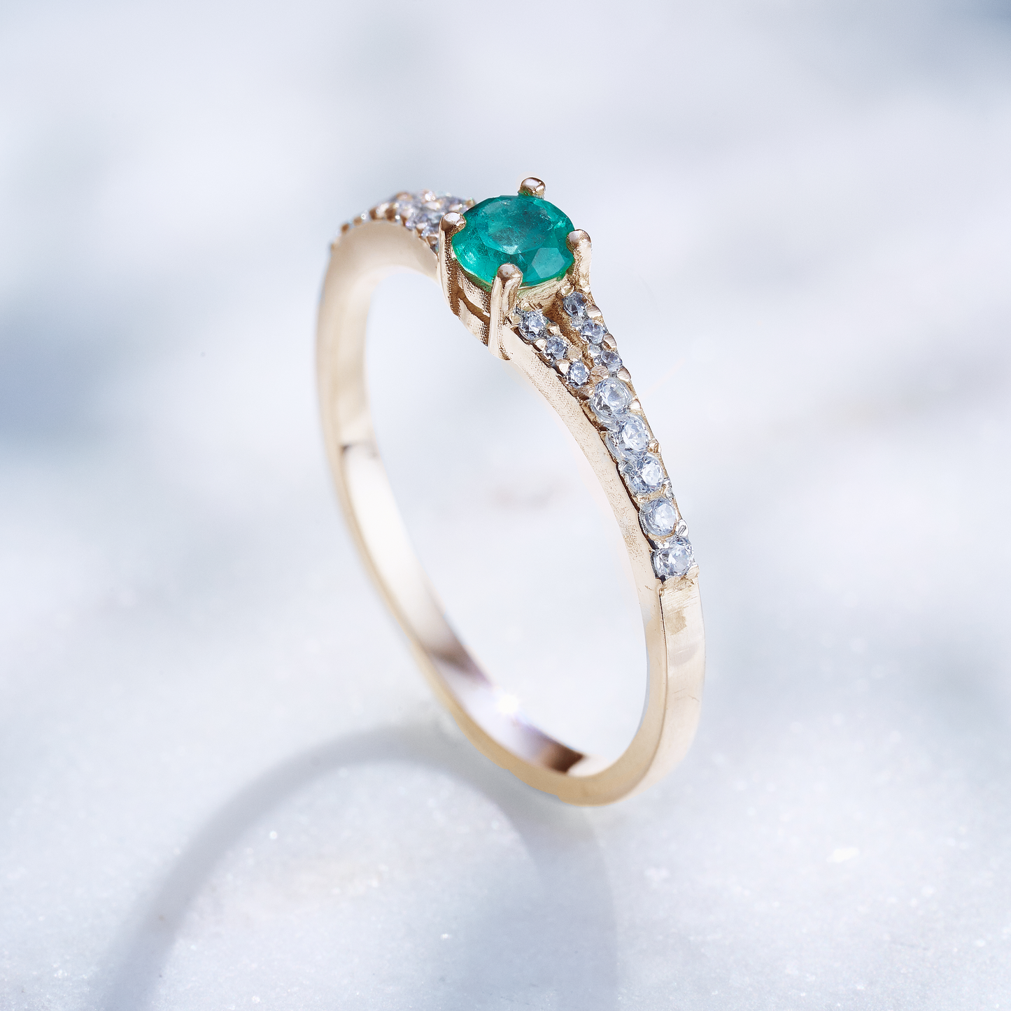 ELYSIUM ( ORO 18K 🟡 + ESMERALDA NATURAL