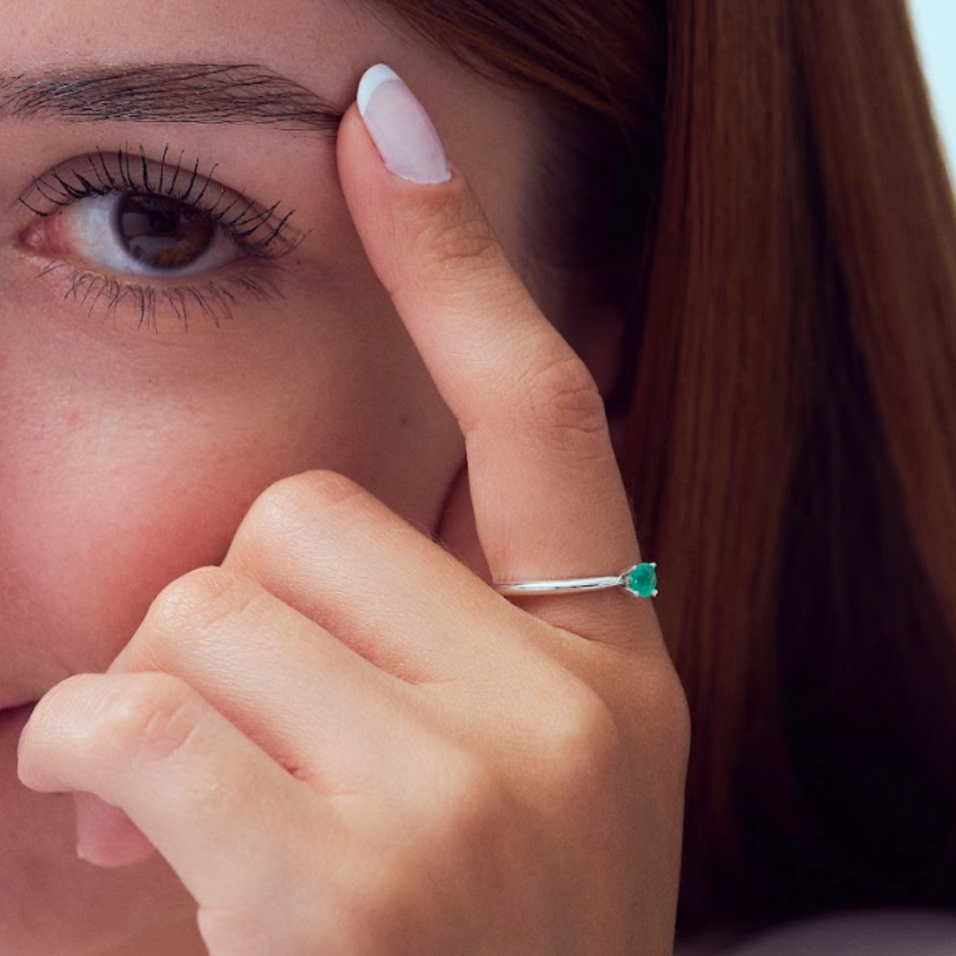 VITTORIA en Plata + Esmeralda