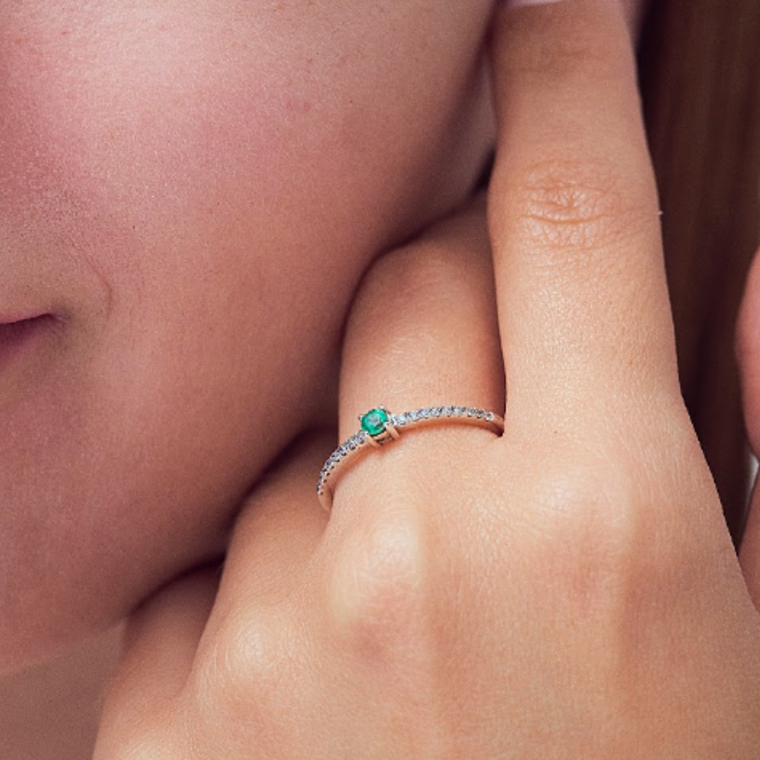 ISABELLA en Plata + Esmeralda