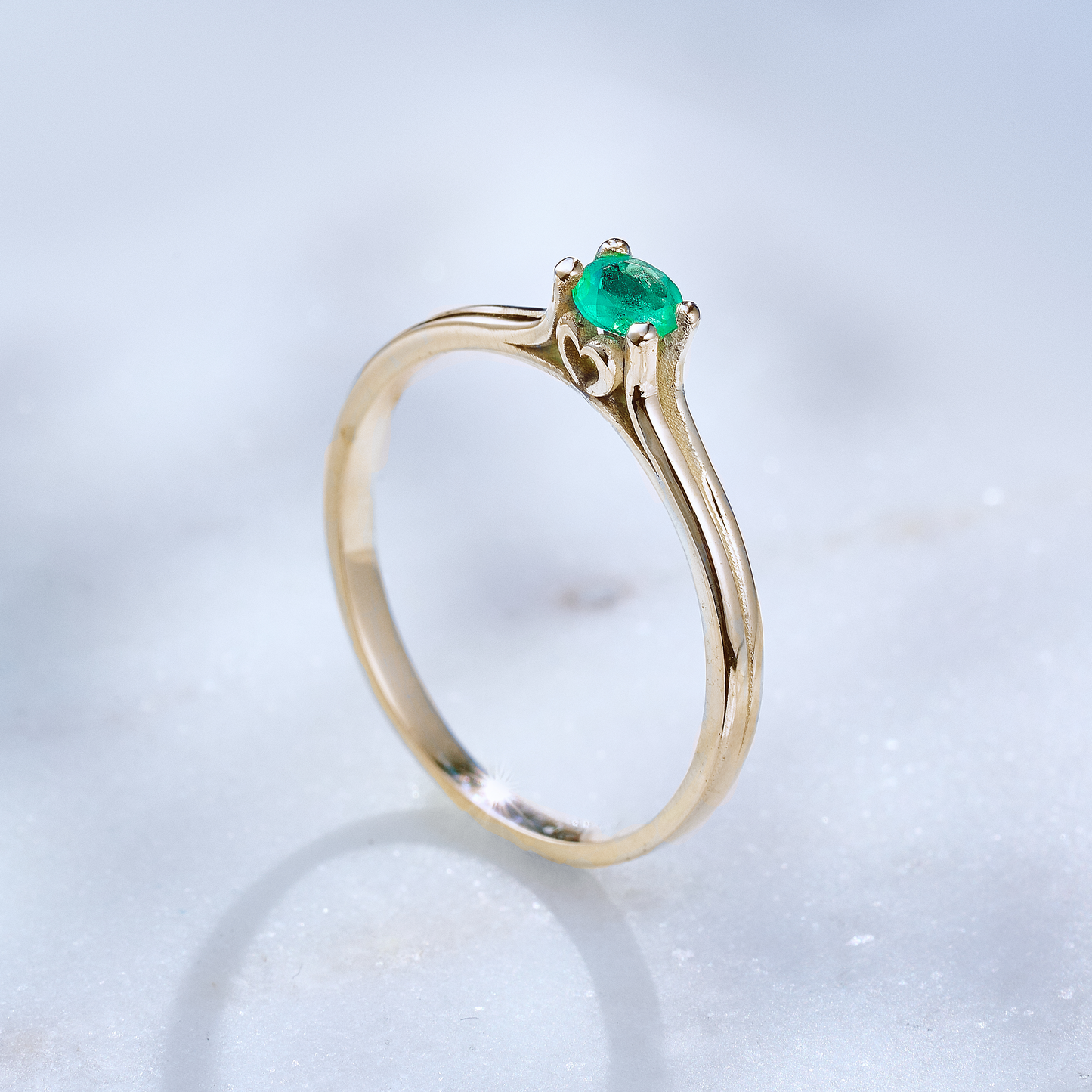 AMARA ORO 18K + Esmeralda